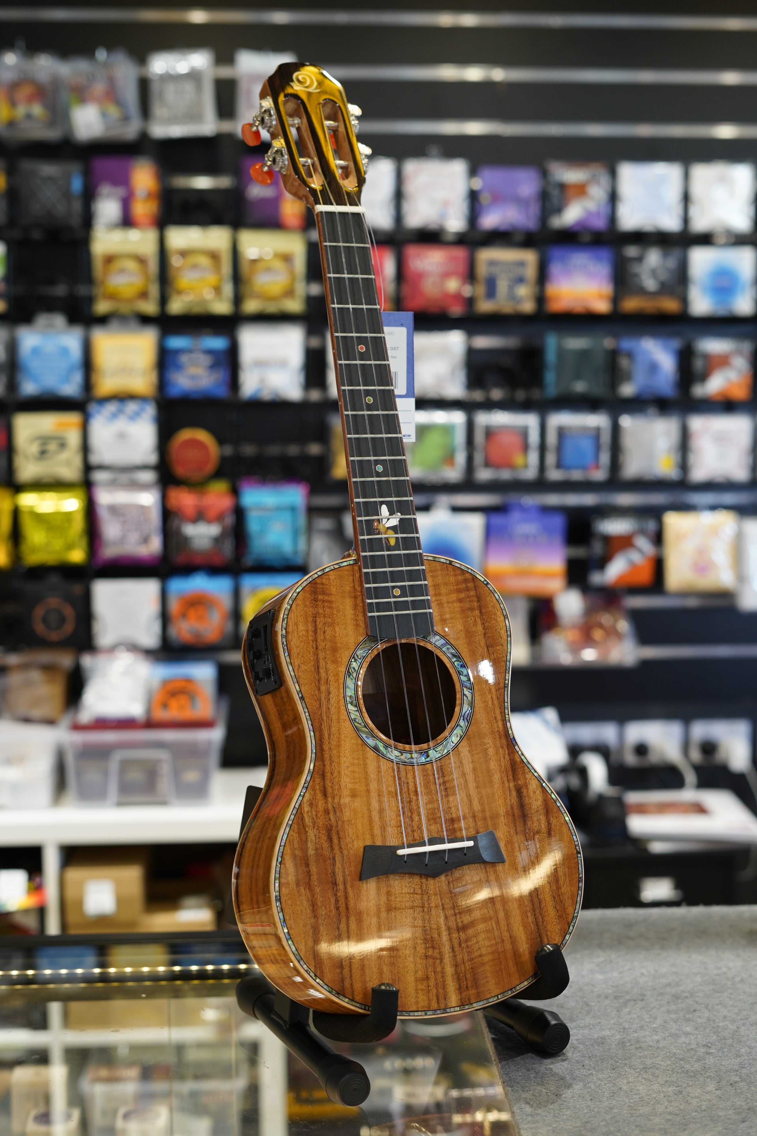 Snail Tenor N1 "Little Bee" Custom Solid Acacia Ukulele with Pickup